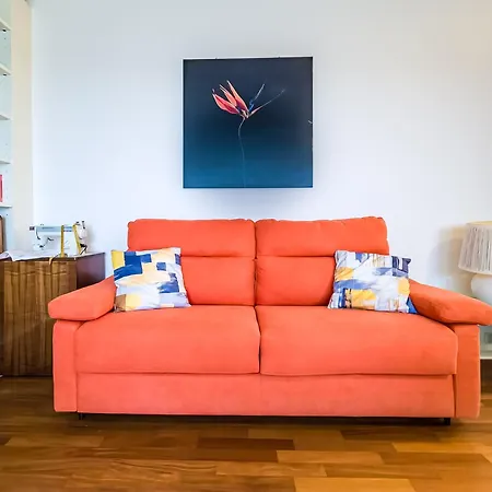 The Pyramids Of Motor Valley - Ra's Apartment