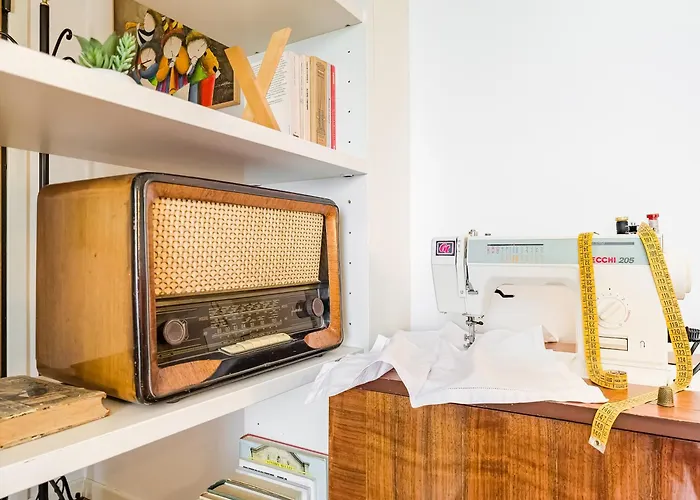 The Pyramids Of Motor Valley - Ra's