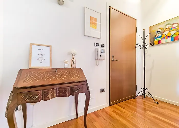 Apartament The Pyramids Of Motor Valley - Ra's *