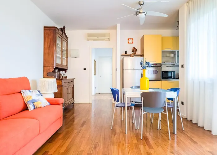 The Pyramids Of Motor Valley - Ra's *